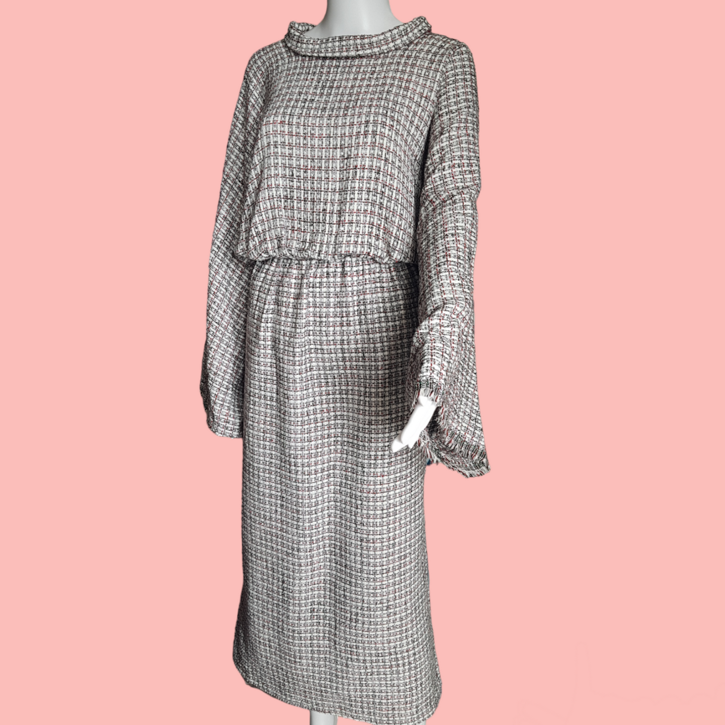 Oversize wide sleeves dress